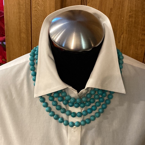 Turquoise bead knotted necklace. - Picture 6 of 16